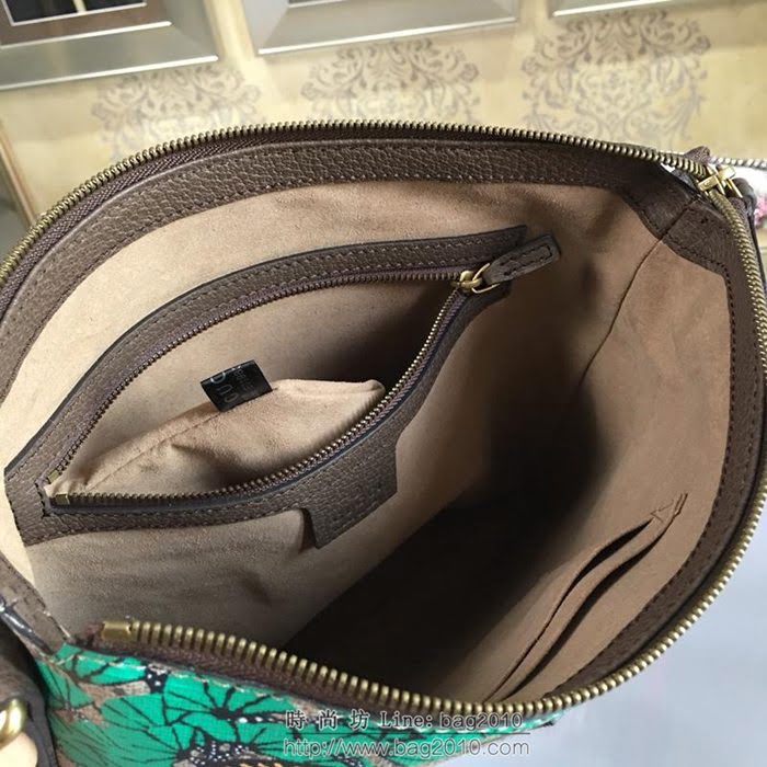 GUCCI 古馳男包 新款 406408 pvc刺繡 老虎圖案 高級人造革 Gucci男士單肩斜挎包